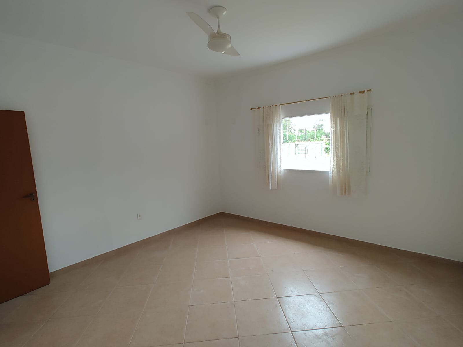 Chácara com Pasto e Suíte — 24.000 m² — foto 3